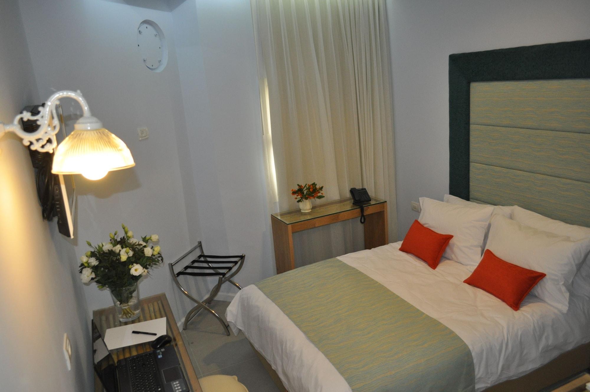 Bat Galim Boutique Hotel Haifa Exterior foto